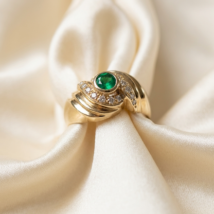 Round emerald and pave diamond ring - side view