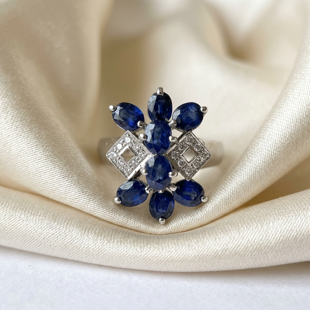 Retro Deco Australian sapphire and diamond dress ring - detail view