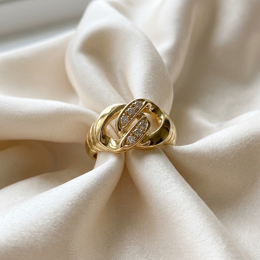 Yellow gold diamond link ring
