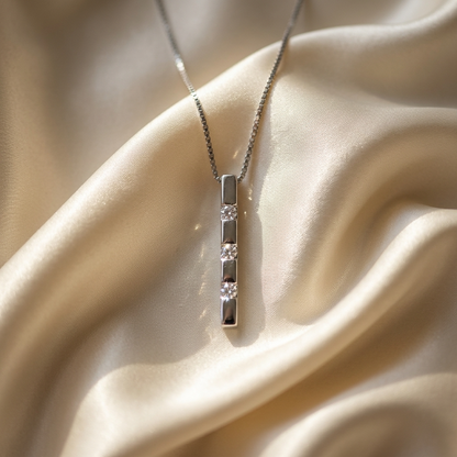 Modern diamond trilogy pendant - detail view