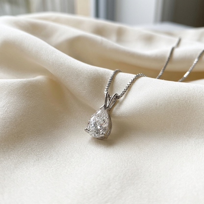Pear shape diamond pendant - detail view