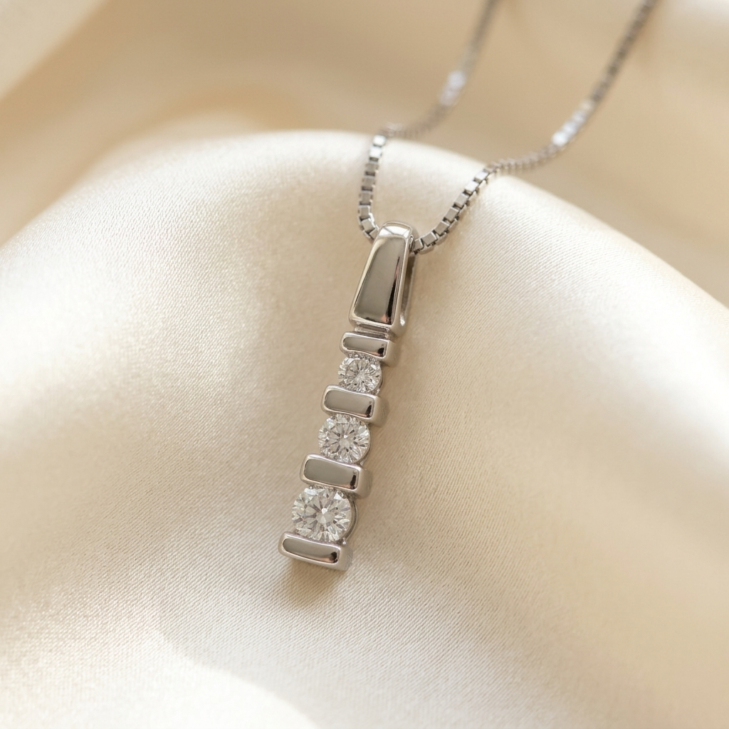 Three stone diamond trilogy pendant - detail view