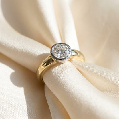 'Tara' Diamond Engagement Ring - Round 1.13ct