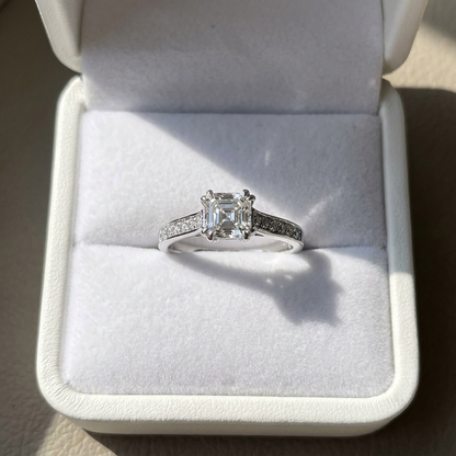 'Elizabeth' Diamond Engagement Ring - 1.15cts