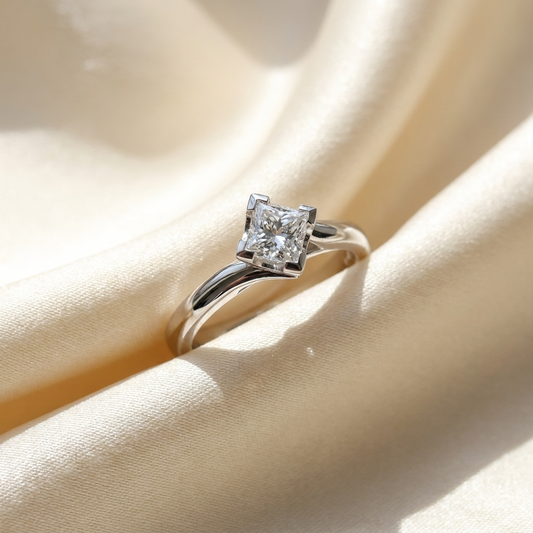 'Alida' Diamond Engagement Ring - Princess 0.51ct - F VS2