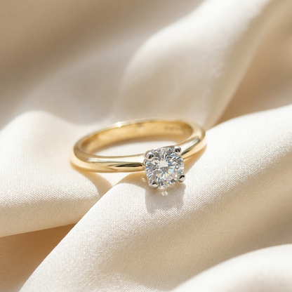 'Classic' Diamond Engagement Ring - Round 0.45ct - H VS1