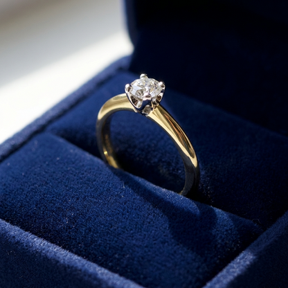 'Classic' Diamond Engagement Ring - Round 0.45ct - H VS1