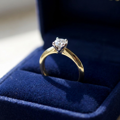 'Classic' Diamond Engagement Ring - Round 0.45ct - H VS1