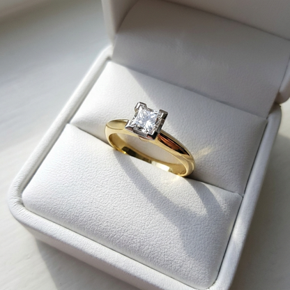 'Delia' Diamond Engagement Ring - Princess 0.50ct E VVS2