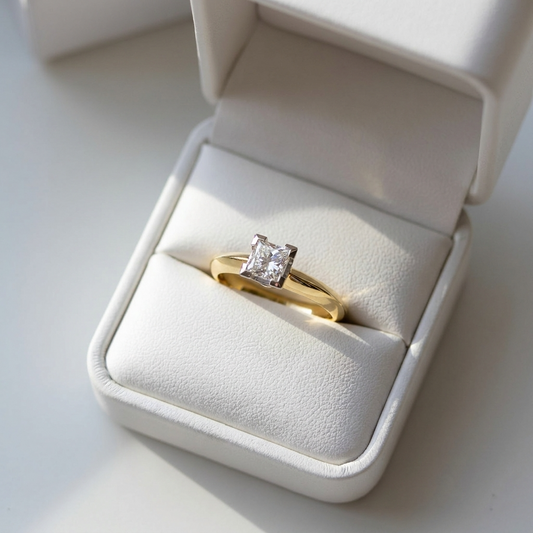 'Delia' Diamond Engagement Ring - Princess 0.50ct E VVS2