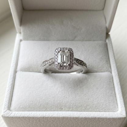 'Halo' Diamond Engagement Ring - 1.00cts