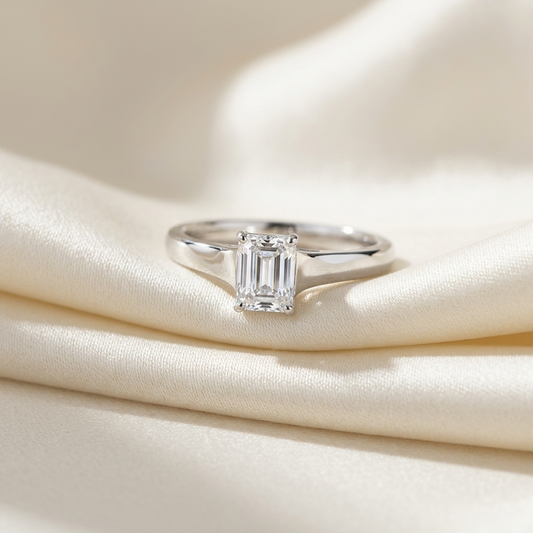 'Elessee' Diamond Engagement Ring - 0.91ct - E VS1