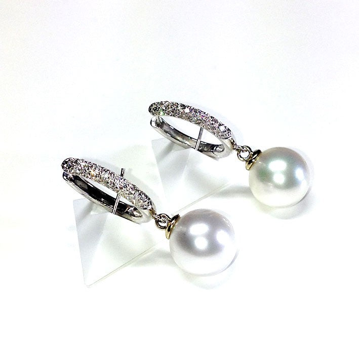 18ct white gold South Sea pearl and diamond hoop earrings
