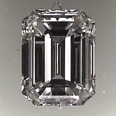 Emerald cut diamond